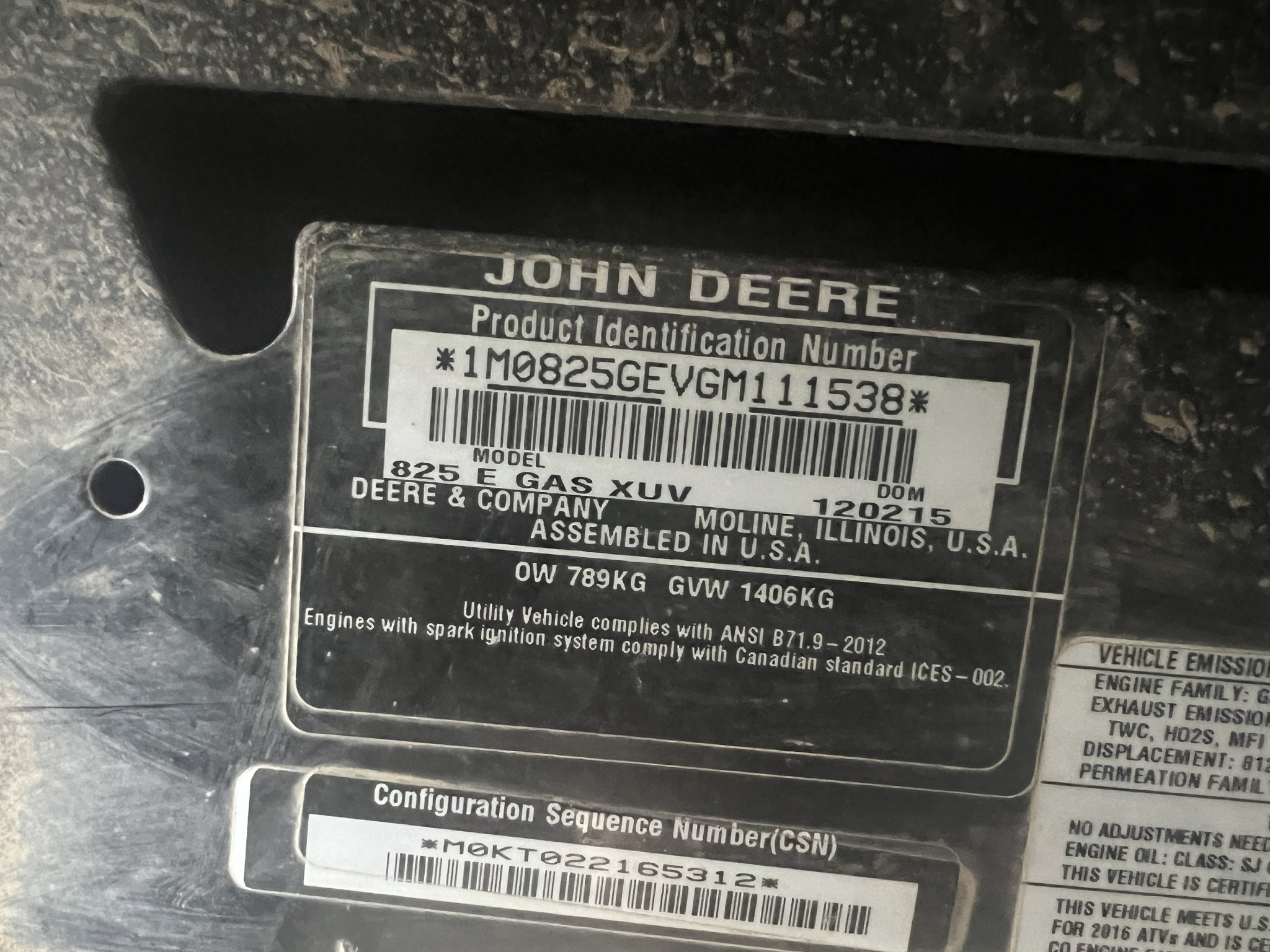 2015 John Deere XUV 825i Image 9