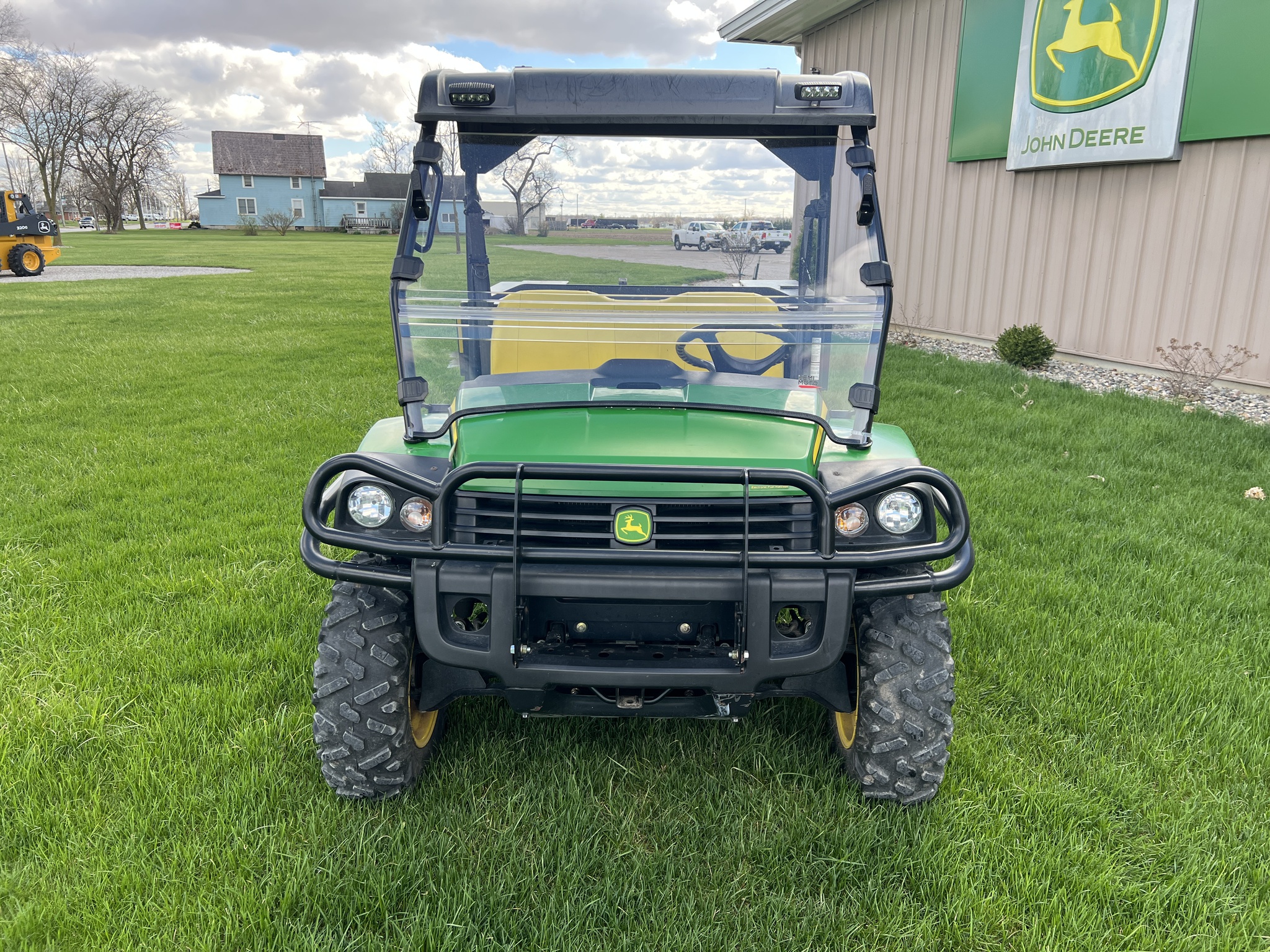 2015 John Deere XUV 825i Image 3