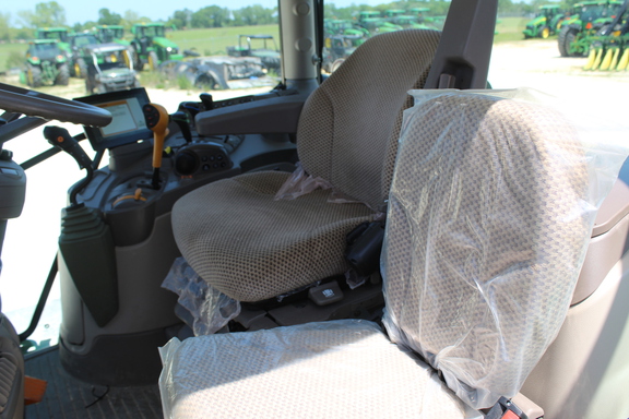 2025 John Deere 6R 145 Photo 7