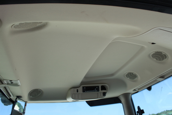 2025 John Deere 6R 145 Photo 8