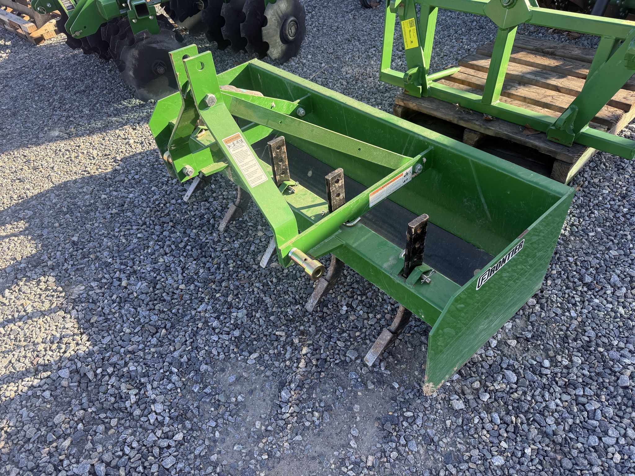 John Deere BB5060L Image 2