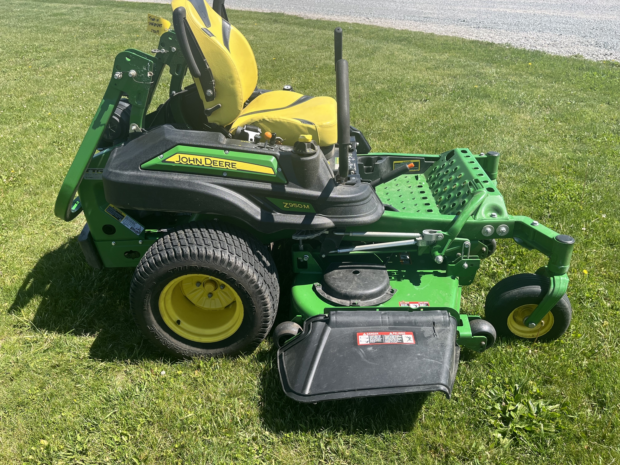 2022 John Deere Z950M Image 4