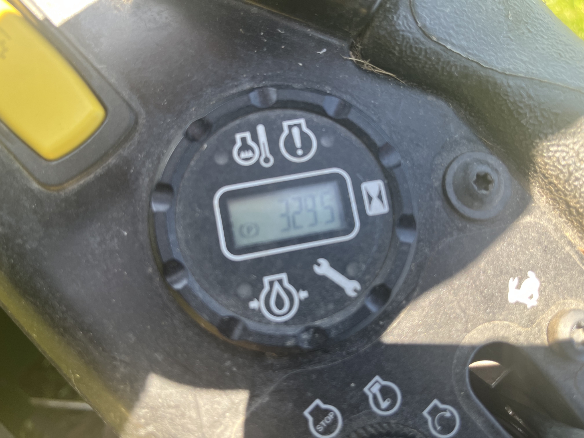 2022 John Deere Z950M Image 9