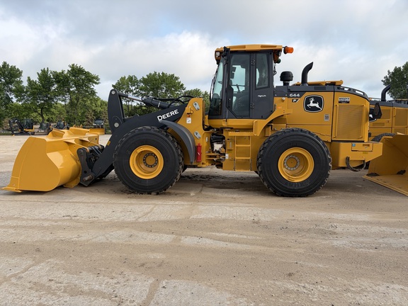 2024 John Deere 644P