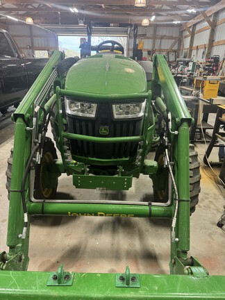 Photo of 2023 John Deere 4066M