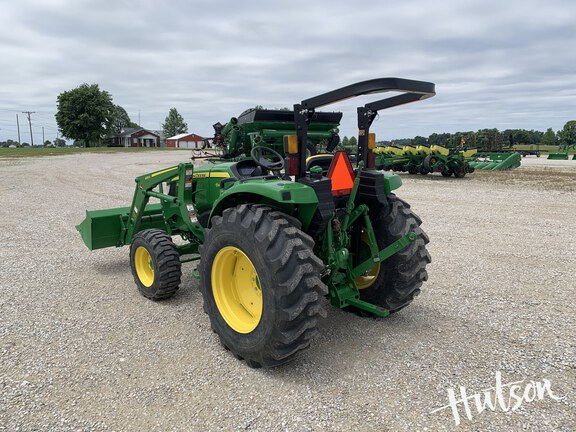 Photo of 2023 John Deere 4066M