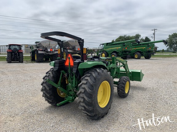 Photo of 2023 John Deere 4066M