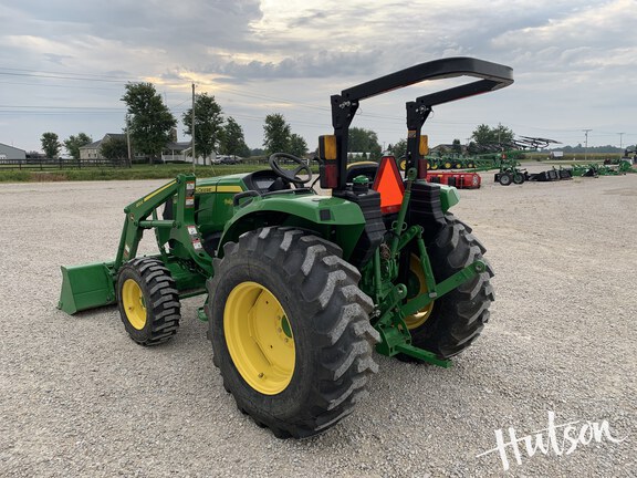 Photo of 2023 John Deere 4066M