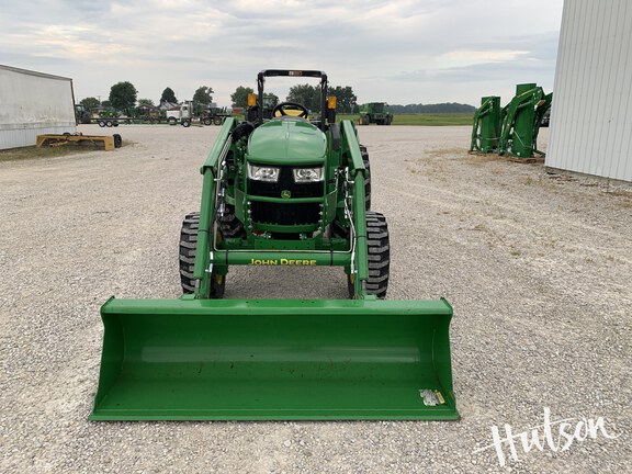 Photo of 2023 John Deere 4066M