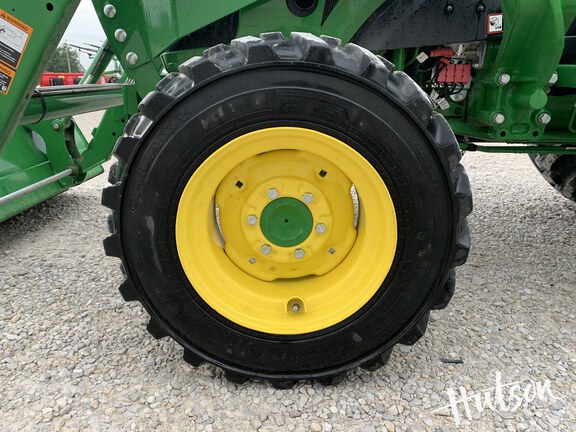 Photo of 2023 John Deere 4066M