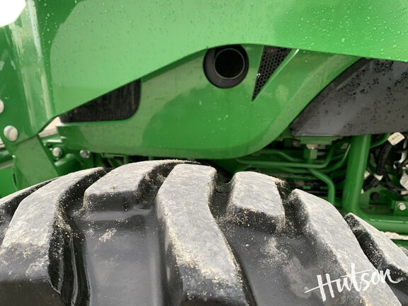 Photo of 2023 John Deere 4066M
