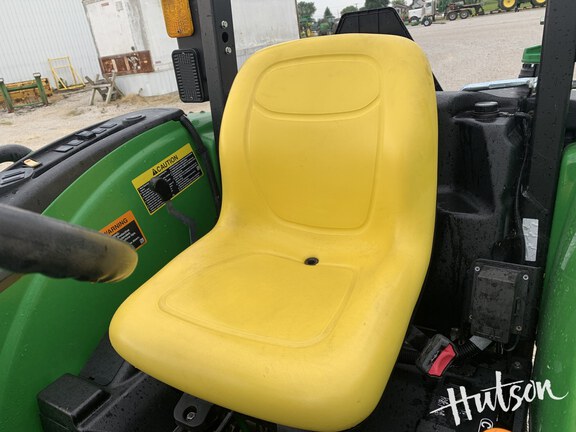Photo of 2023 John Deere 4066M