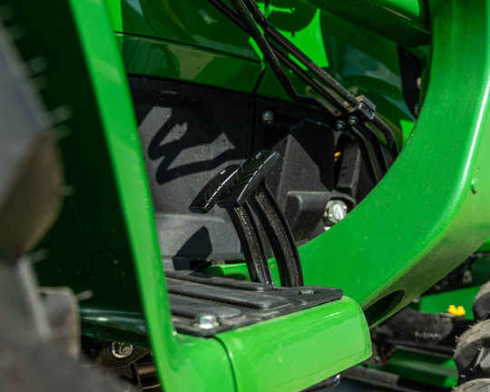 New In-Stock 2026 John Deere 3025E Compact Utility Tractors at Horizon Ag & Turf in Horizon Ag & Turf,  - Photo11
