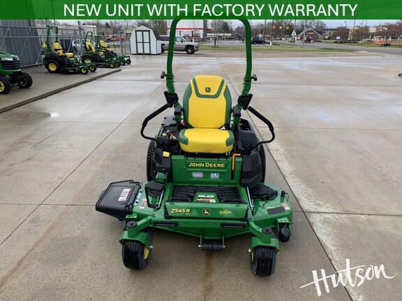Photo of 2025 John Deere Z545R