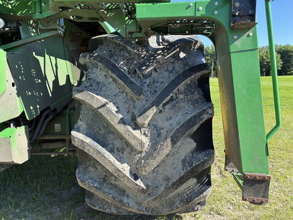 2012 John Deere S680 - Photo11