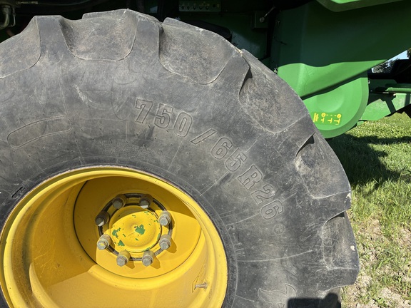 2012 John Deere S680 - Photo19