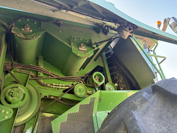 2012 John Deere S680 - Photo23