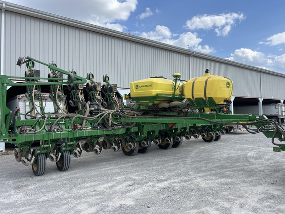Photo of 2024 John Deere 1795