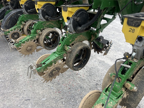 Photo of 2024 John Deere 1795