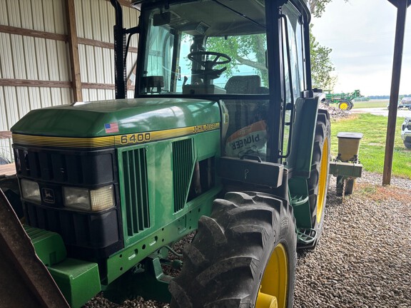 Photo of 1994 John Deere 6400