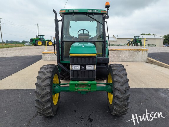 Photo of 1994 John Deere 6400