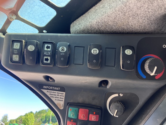 2021 John Deere 333G