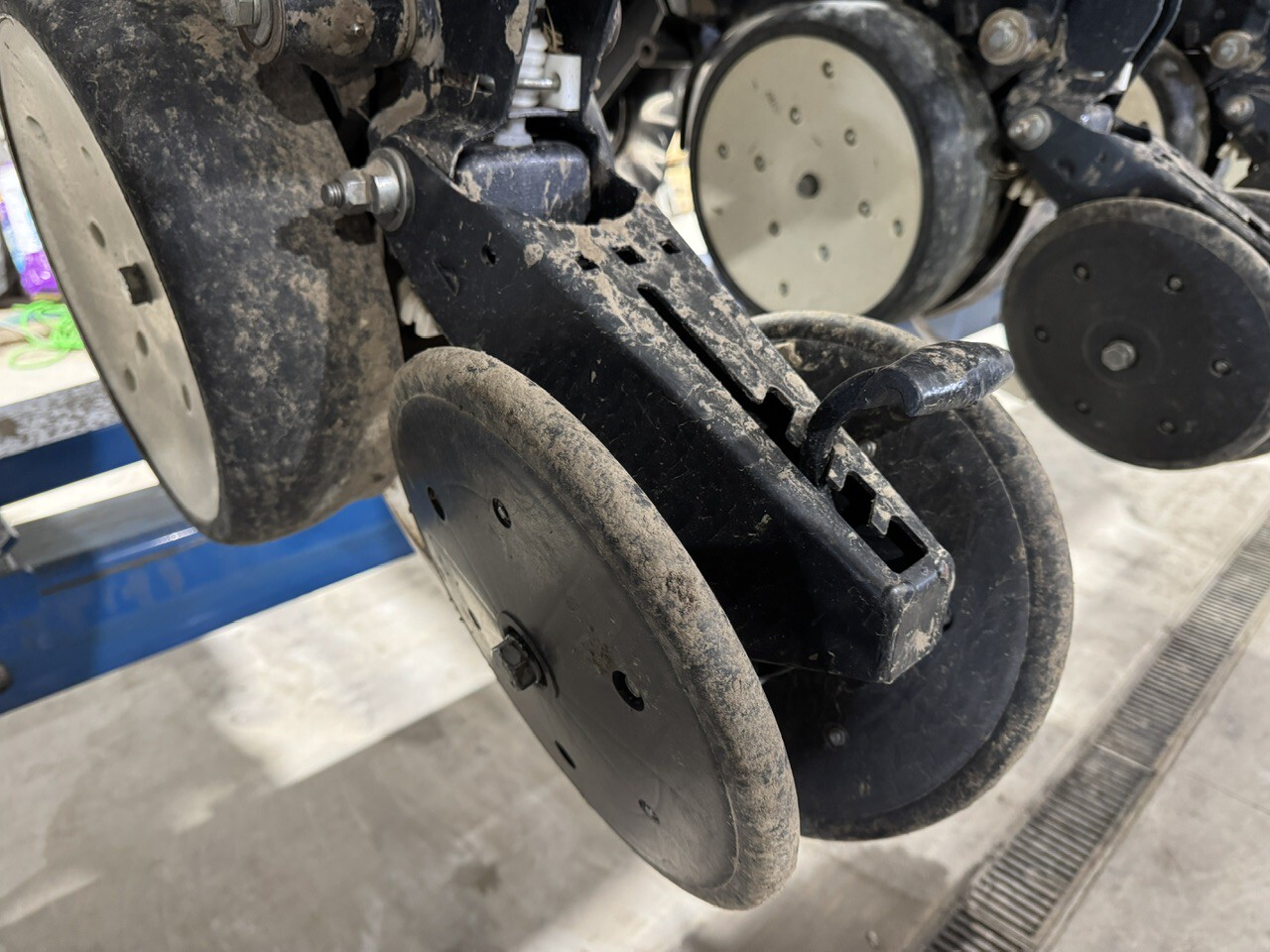  2012 Kinze 3660 at Heritage Tractor in Pontiac, IL