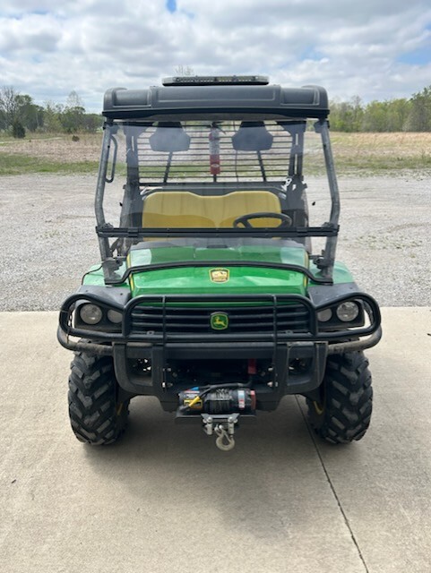 2015 John Deere XUV 625I GREEN Image 2