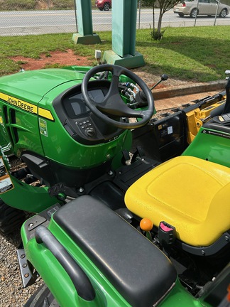 2025 John Deere 3032E-4