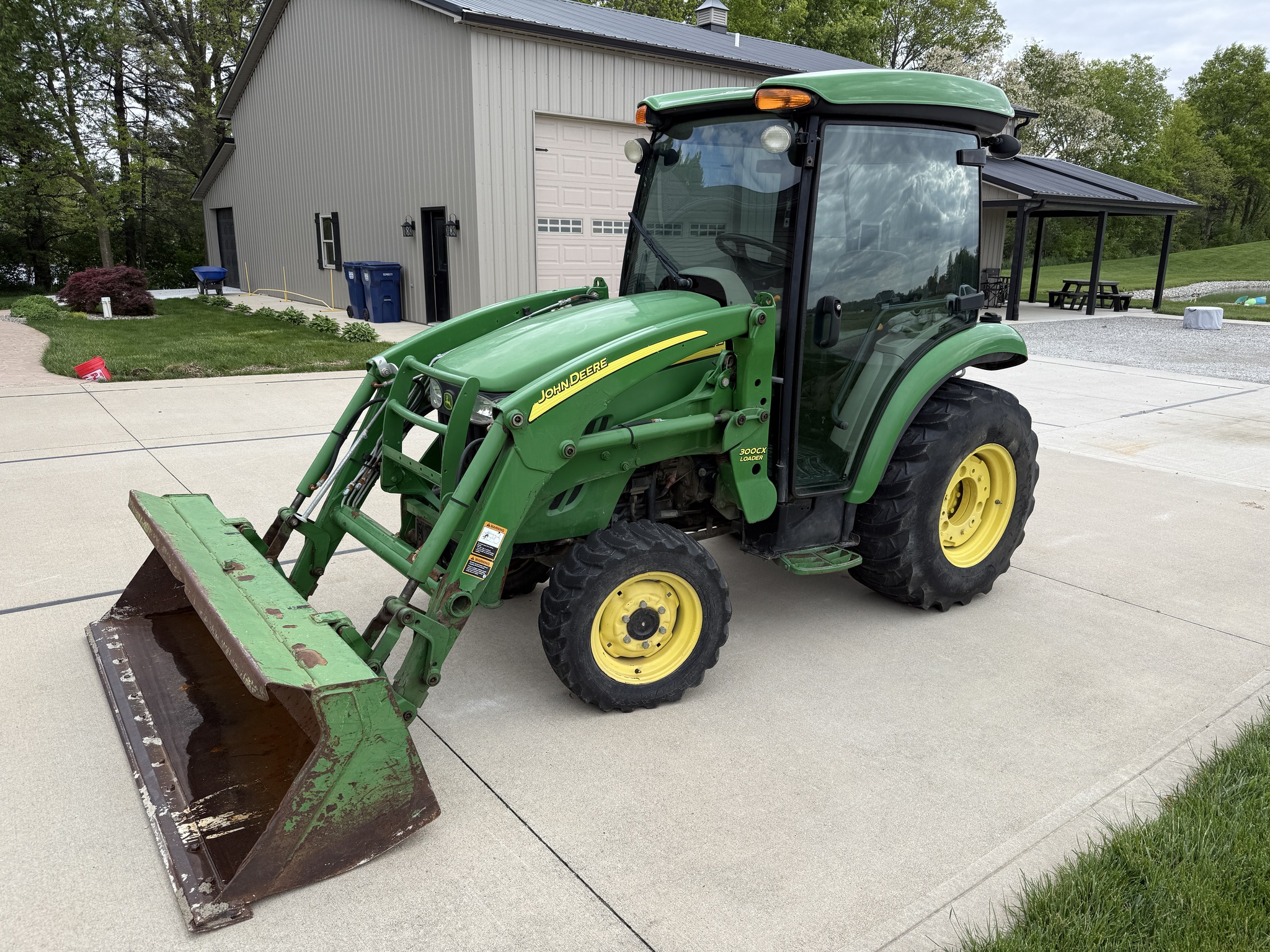 2007 John Deere 3520 Image 2