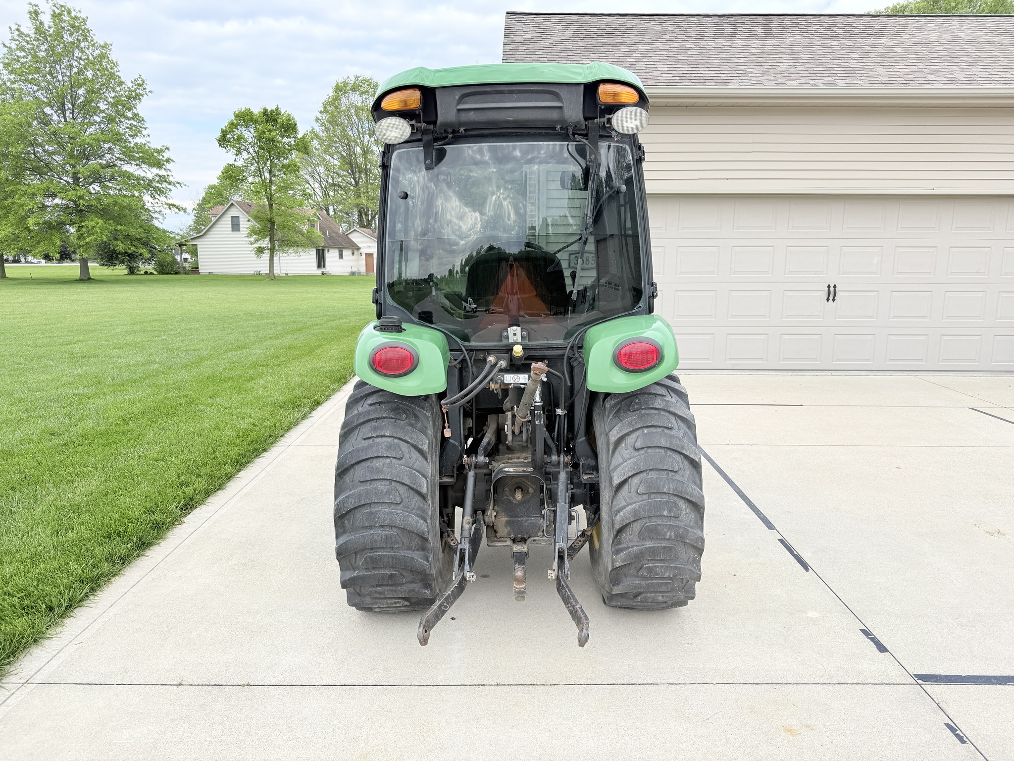 2007 John Deere 3520 Image 8