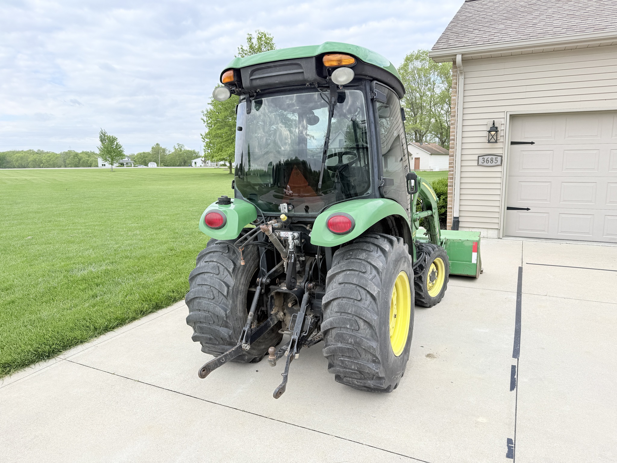 2007 John Deere 3520 Image 9