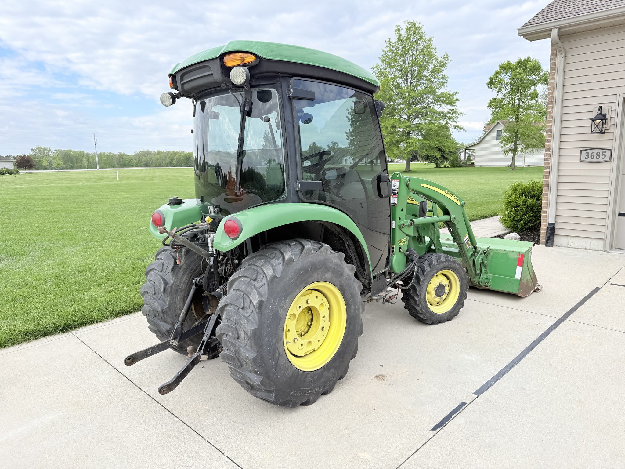 2007 John Deere 3520 Image 10