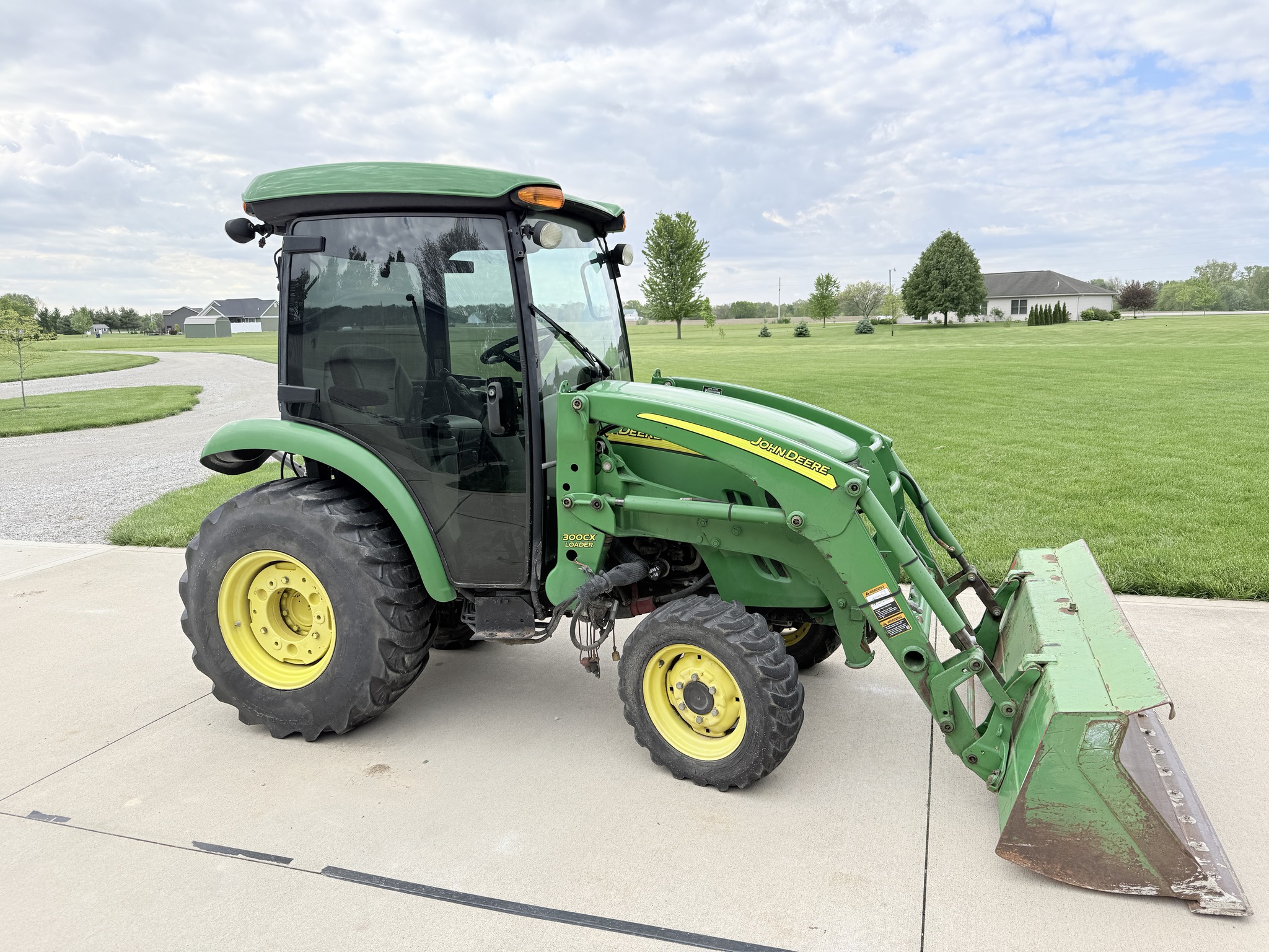 2007 John Deere 3520 Image 13