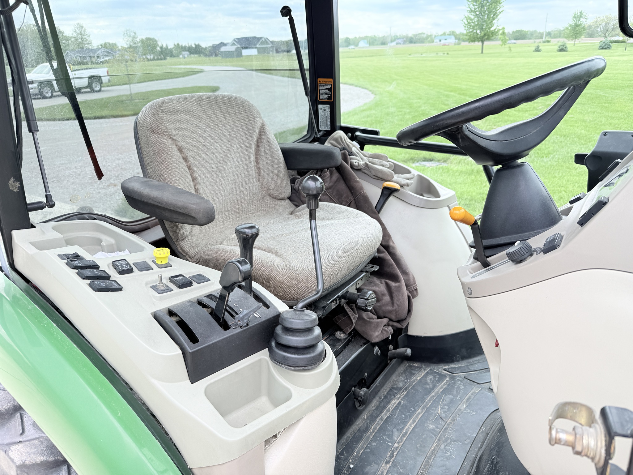 2007 John Deere 3520 Image 18