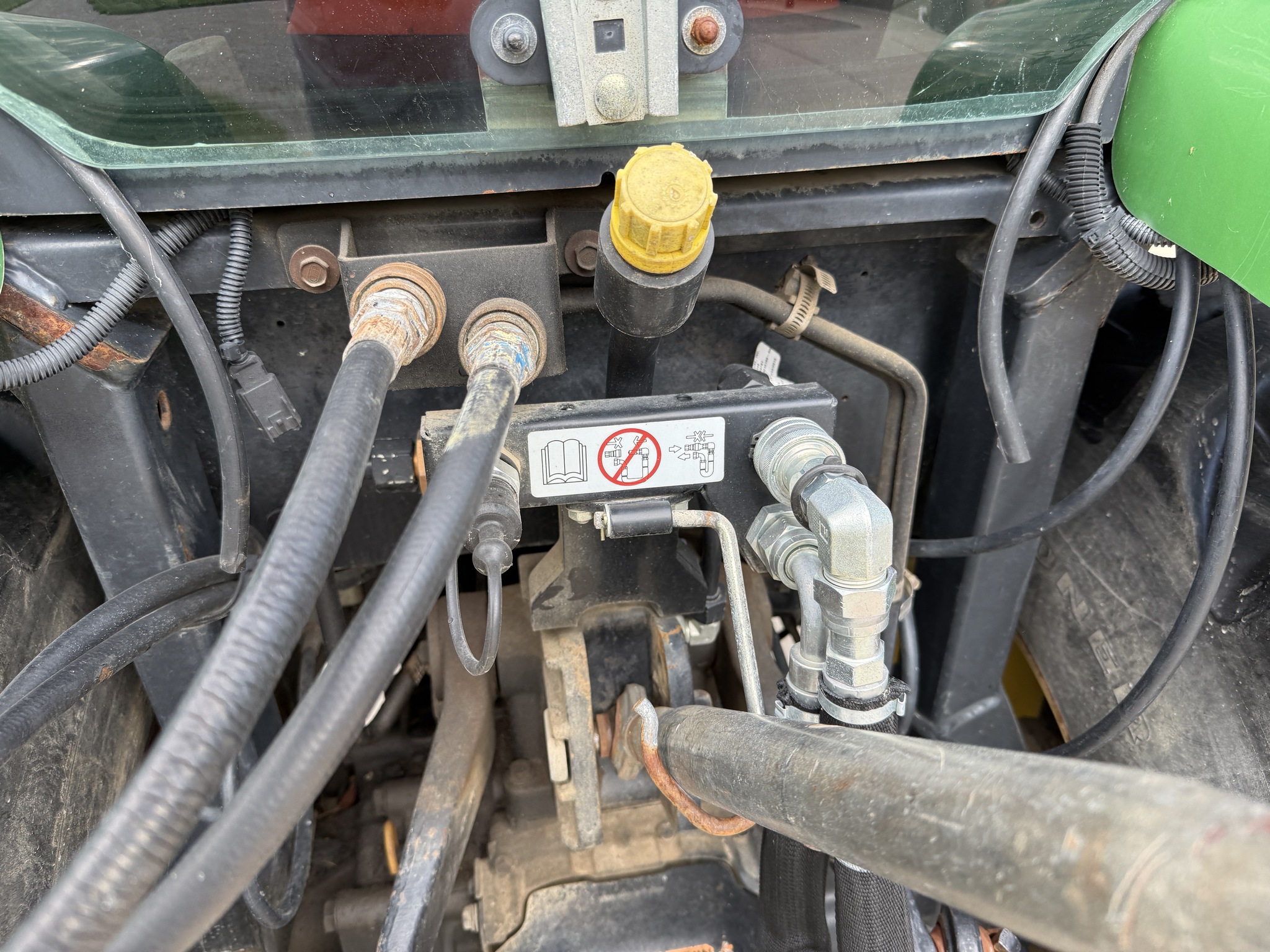 2007 John Deere 3520 Image 25