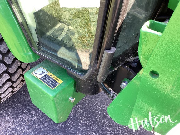 Photo of 2019 John Deere 4066R