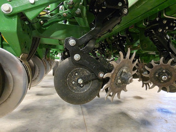 2013 John-Deere 1770NT