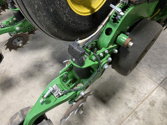 2013 John-Deere 1770NT