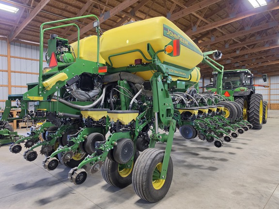 2013 John-Deere 1770NT