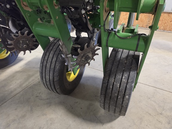 2013 John-Deere 1770NT
