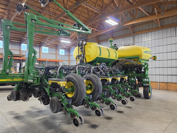 2013 John-Deere 1770NT