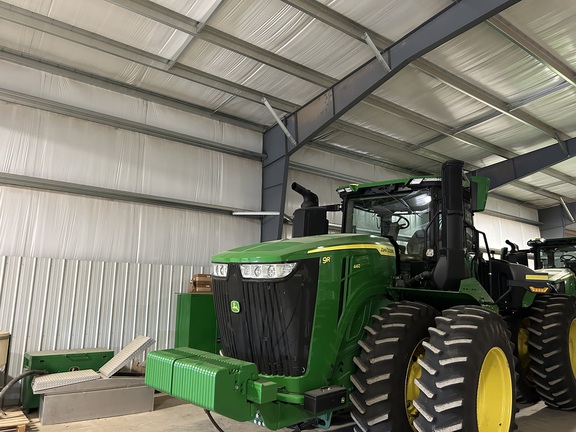 2024 John Deere 9R 440 (2nd thumbnail)