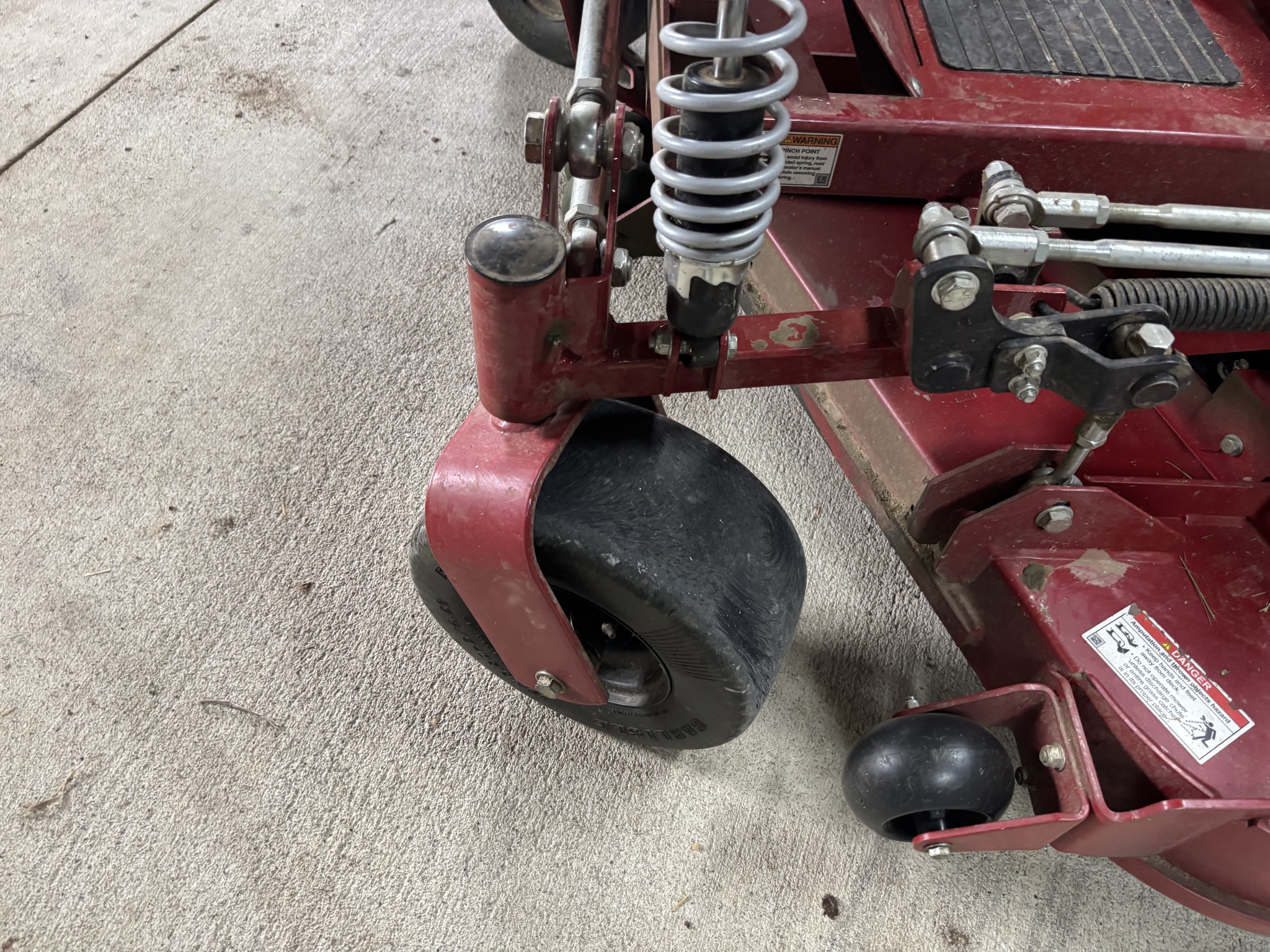 Used 2024 Ferris 5902064 / ISX3300 Zero Turn Mowers at Koenig Equipment in Urbana, OH - PhotoXL16