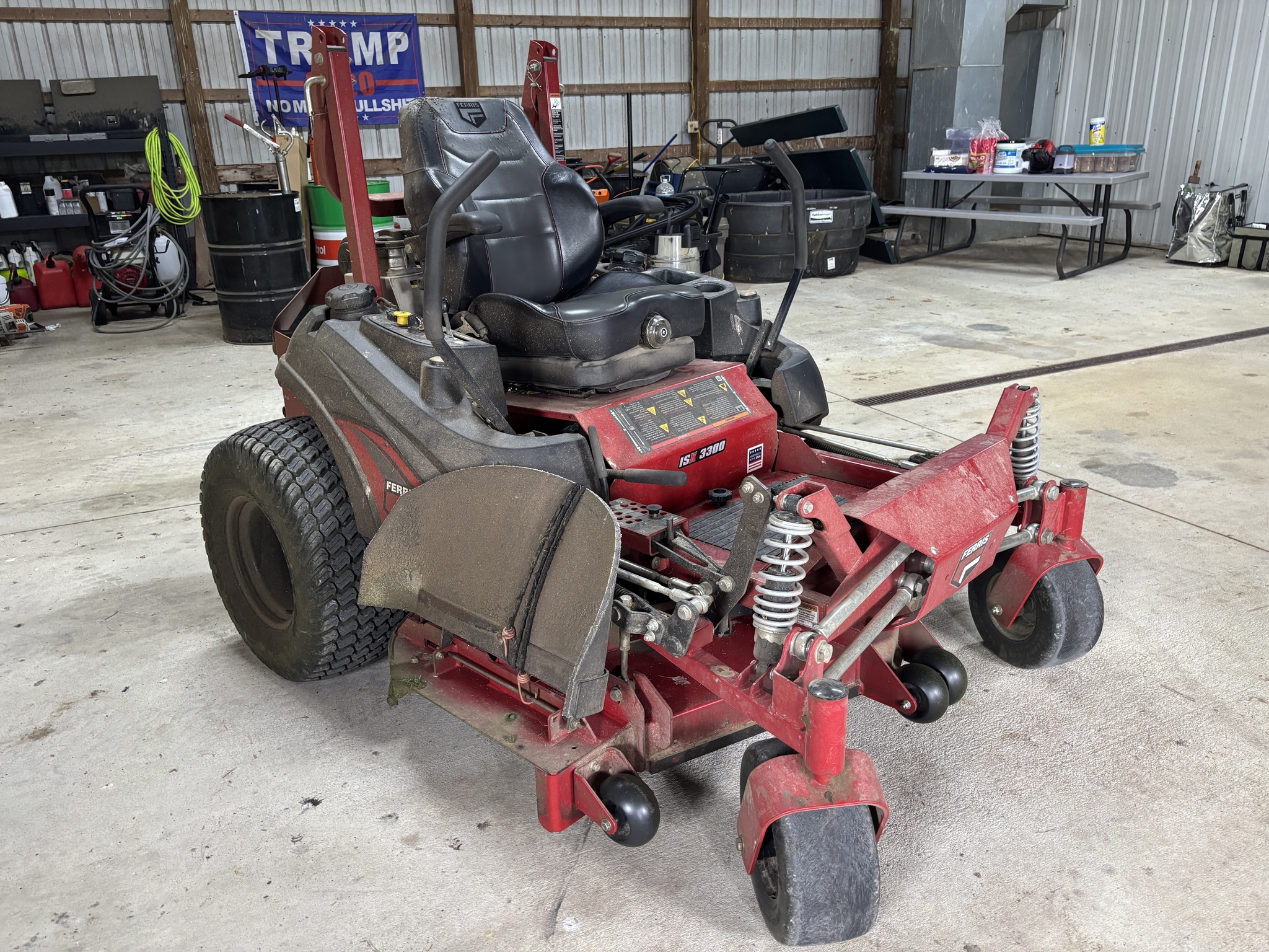 Used 2024 Ferris 5902064 / ISX3300 Zero Turn Mowers at Koenig Equipment in Urbana, OH - PhotoXL1