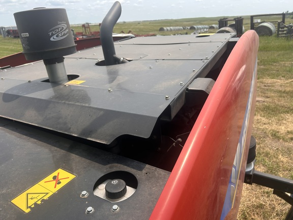 2016 New Holland Speedrower 160 (8th thumbnail)