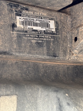 2023 John-Deere XUV835M HVAC Cab