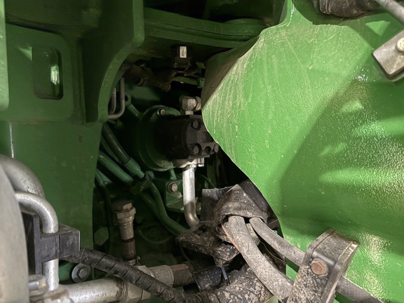 Photo of 2023 John Deere 9R 590
