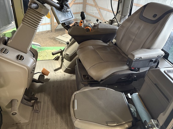 Photo of 2023 John Deere 9R 590