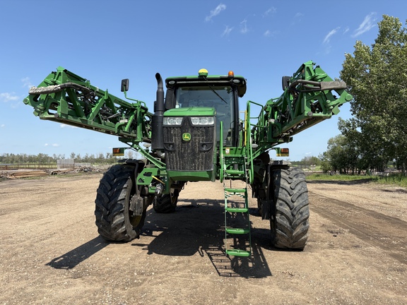 Used 2021 John Deere R4044 Self Propelled Sprayers at Horizon Ag & Turf in Vermilion, AB - Photo2